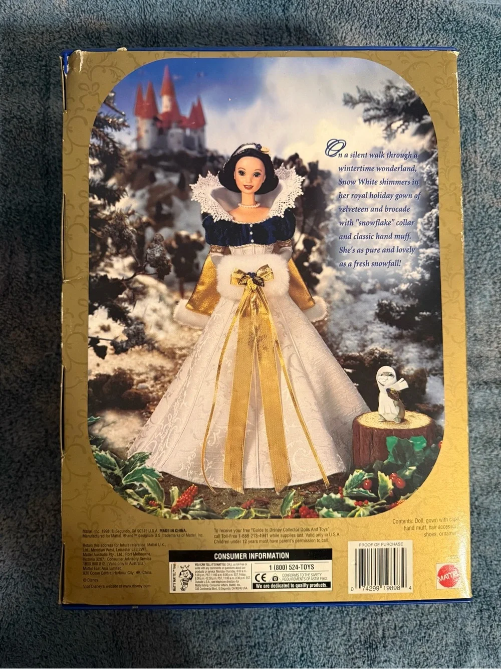 Snow White Holiday Princess Barbie Mattel # 19898  Disney NRFB Box Damaged